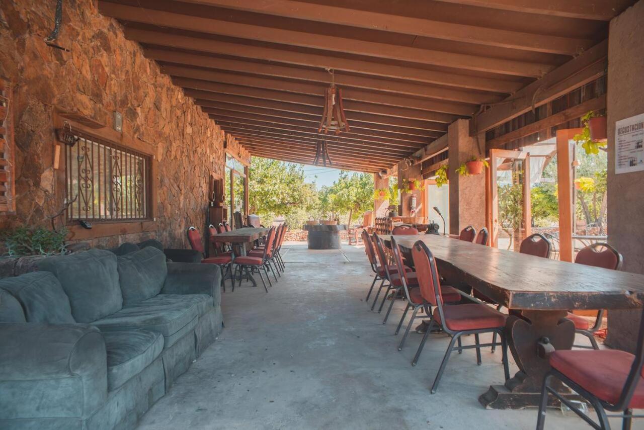 Hotel Castillo Ferrer บาเย เด กัวลาลูเป ภายนอก รูปภาพ